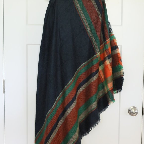 Accessories - navy blanket scarf